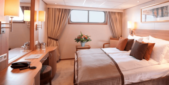 Ship accomodation